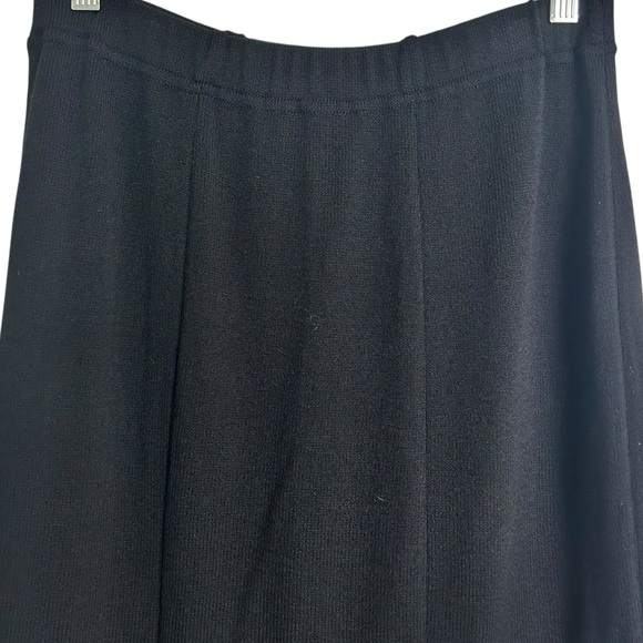 St. John Santana black knit Mermaid style maxi skirt‎ - Picture 4 of 8